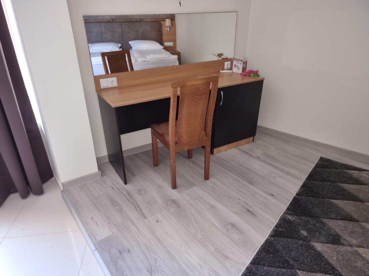 Бутикови Студиа Брита Kranevo Buitenkant foto