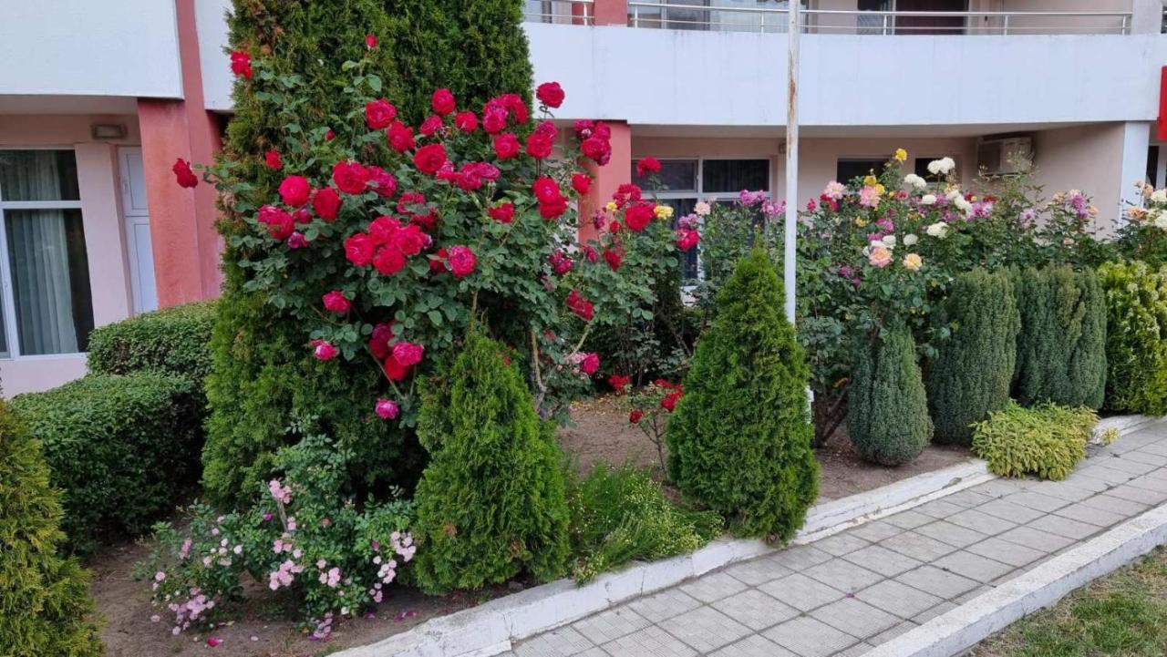 Бутикови Студиа Брита Kranevo Buitenkant foto