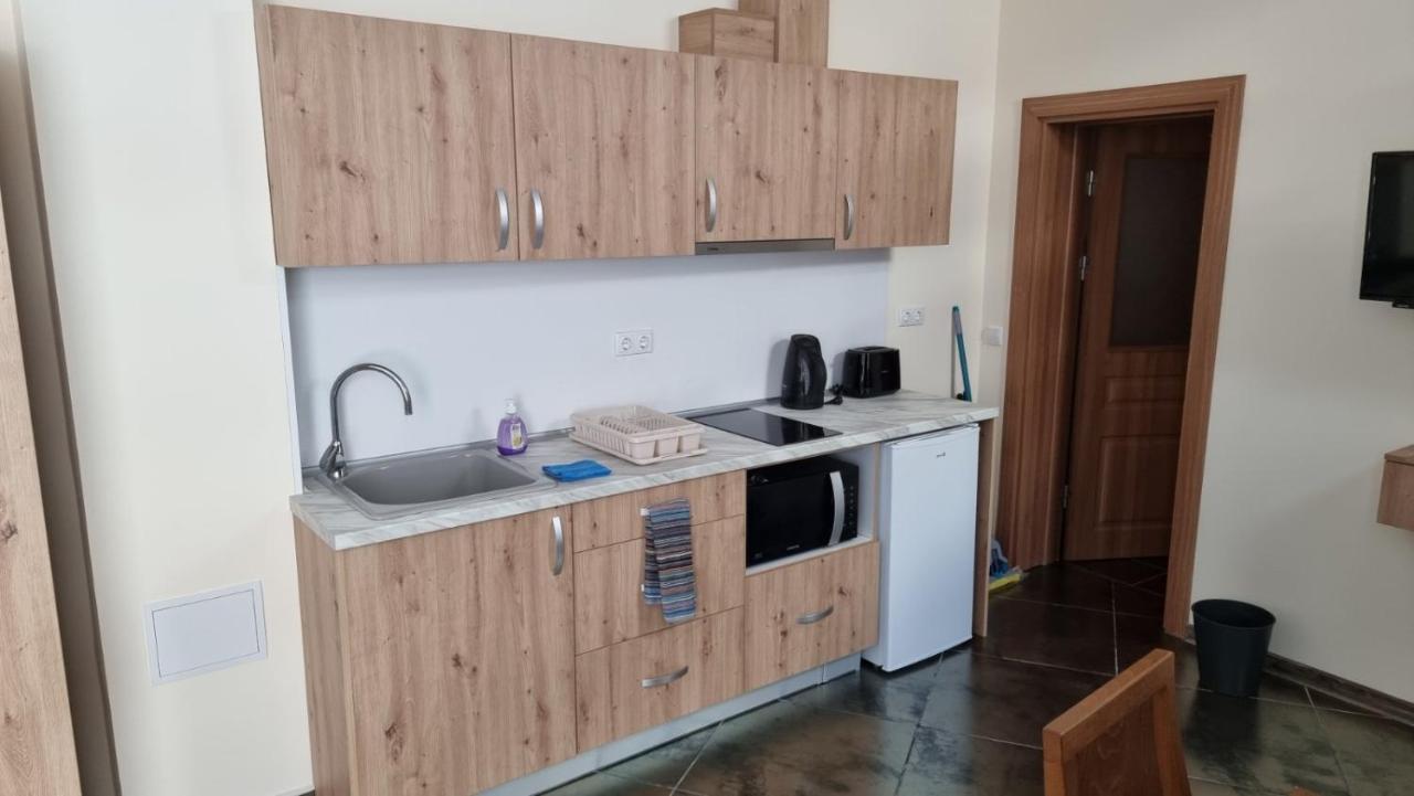 Бутикови Студиа Брита Kranevo Buitenkant foto