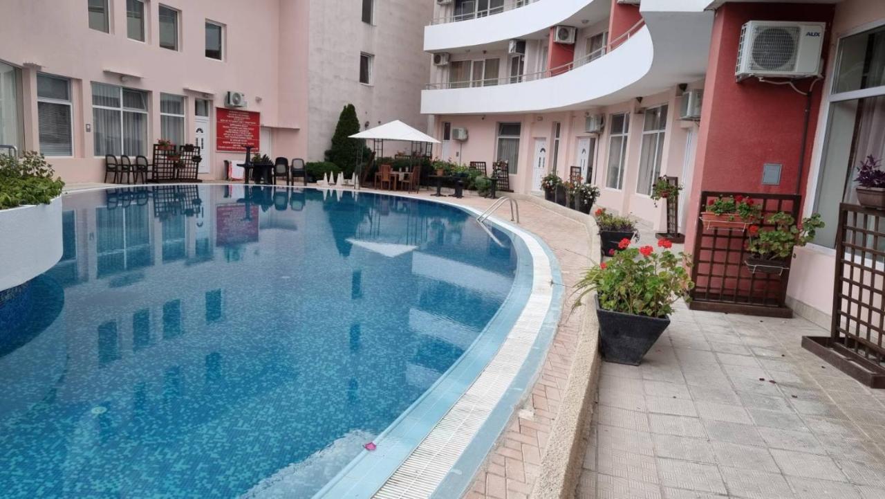 Бутикови Студиа Брита Kranevo Buitenkant foto